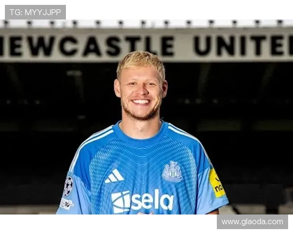 拉姆斯代尔神扑斩获三月最佳 拉姆斯代尔神扑斩获三月最佳